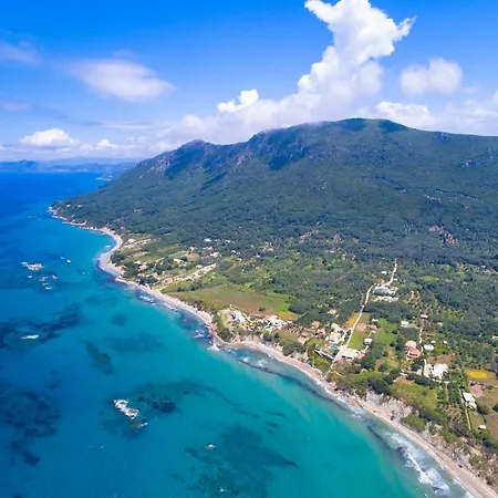 Vila Angela Ágios Matthaíos
