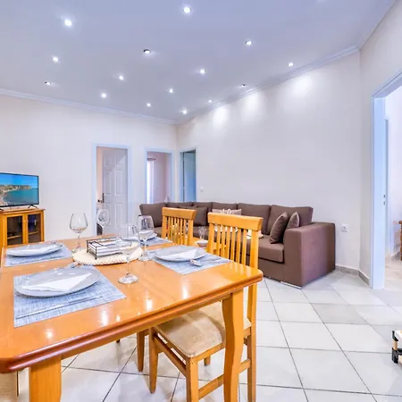 Angela * Ágios Matthaíos