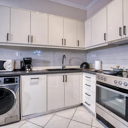 Angela * Ágios Matthaíos