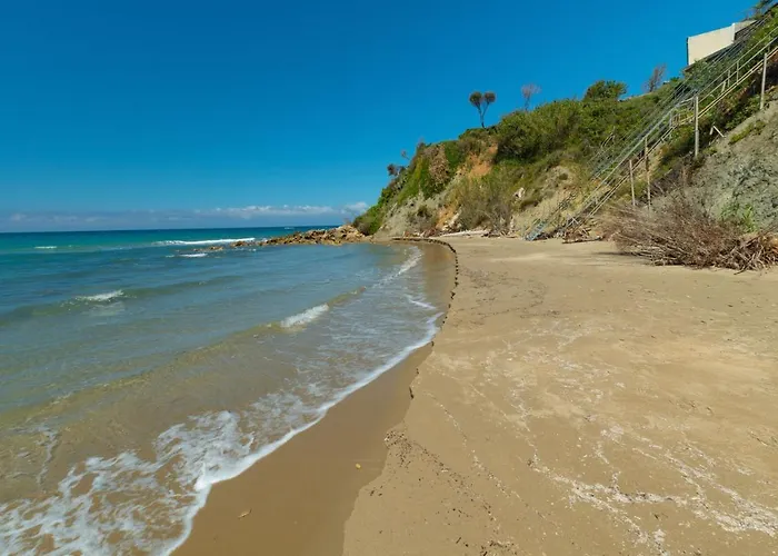 Angela Villa Ágios Matthaíos